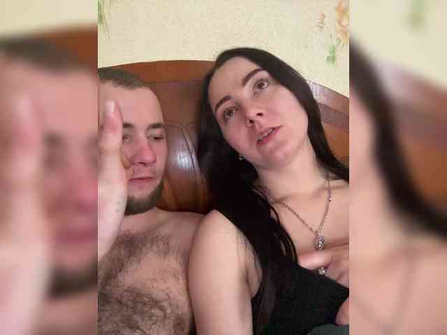 CrystalAndDavis webcam