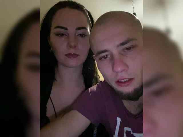 CrystalAndDavis webcam