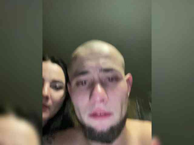 CrystalAndDavis webcam