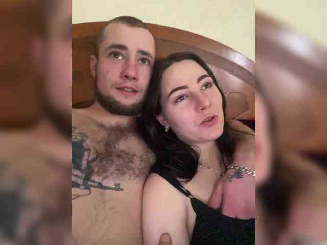 CrystalAndDavis webcam