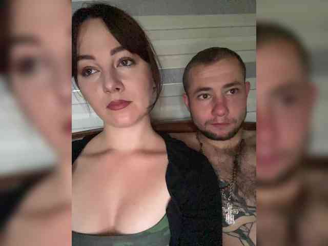CrystalAndDavis webcam