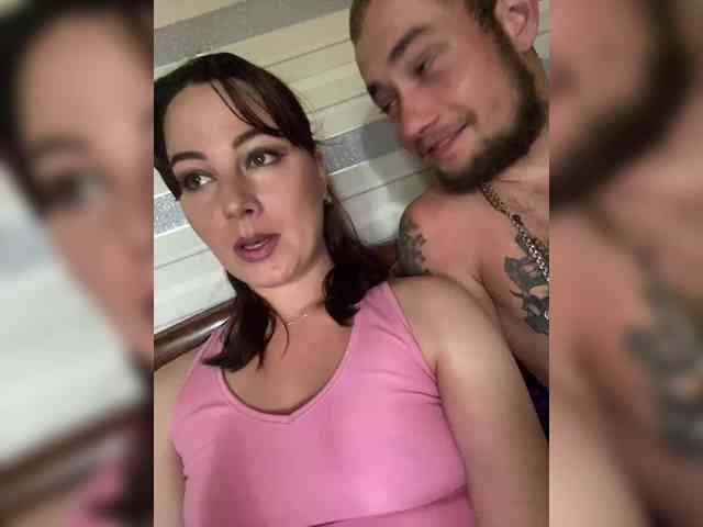 online sex cam CrystalAndDavis