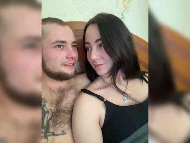 CrystalAndDavis webcam