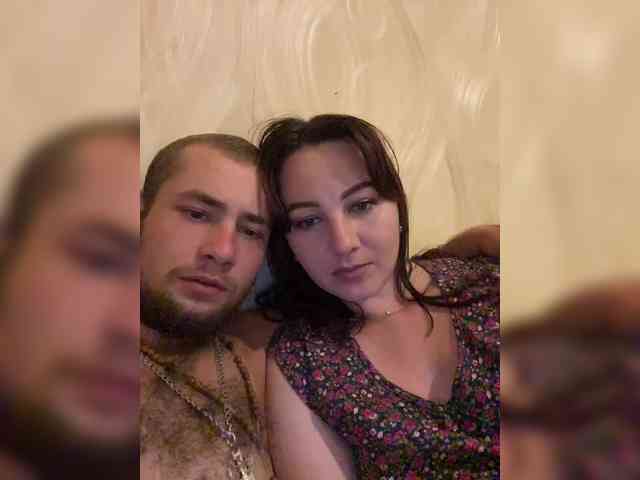 CrystalAndDavis webcam