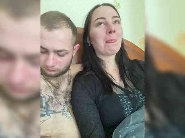 CrystalAndDavis webcam