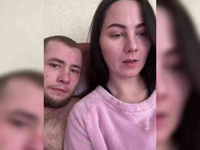 CrystalAndDavis webcam