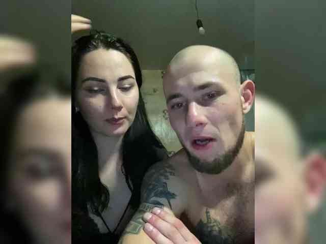 CrystalAndDavis webcam