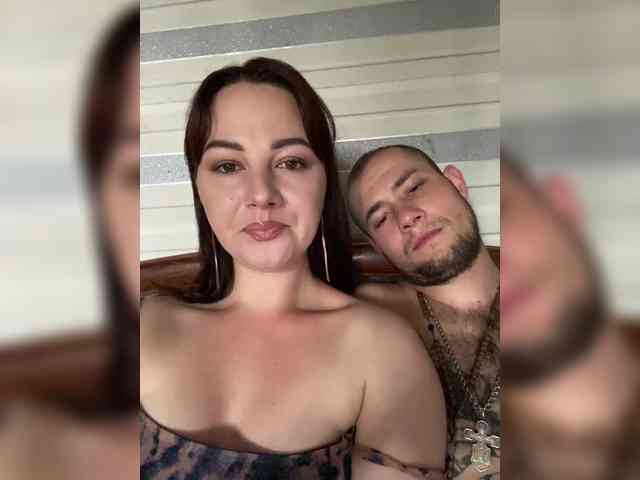 CrystalAndDavis webcam