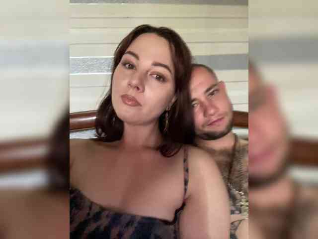 CrystalAndDavis webcam