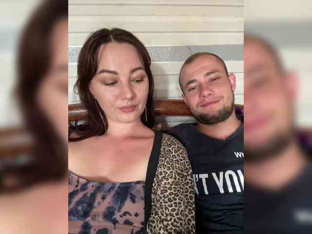 CrystalAndDavis webcam