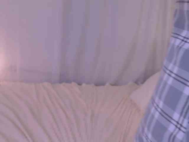 AlinaxCute webcam
