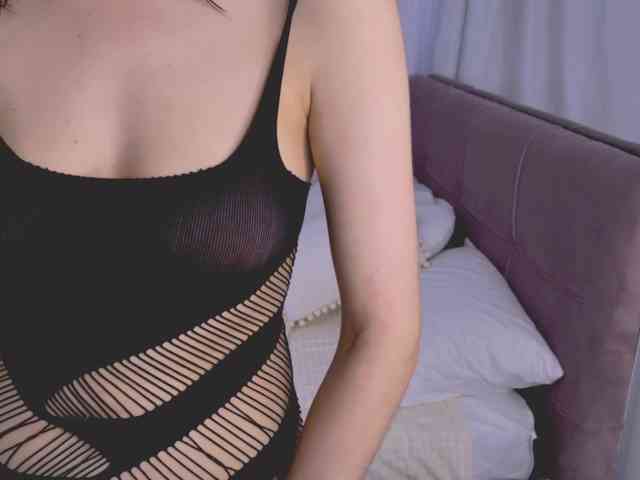 nude live chat AlinaxCute