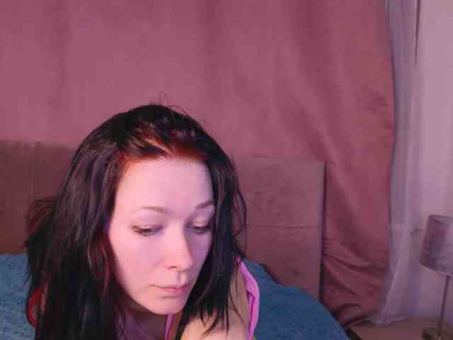 AlinaxCute webcam