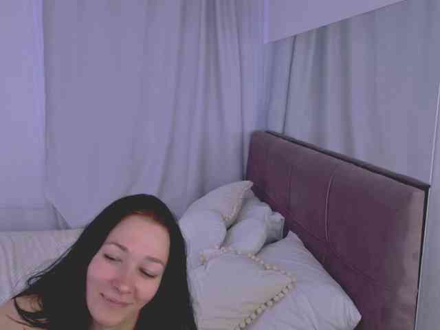 AlinaxCute's webcam live show
