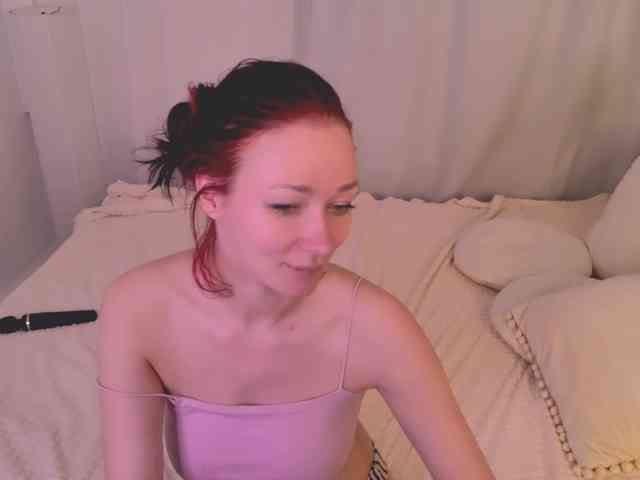 AlinaxCute webcam