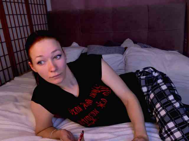 AlinaxCute webcam