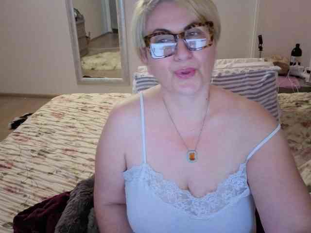 LuanaSexxxy Live Webcam on BongaCams