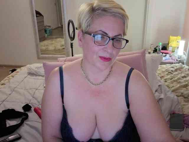 LuanaSexxxy webcam