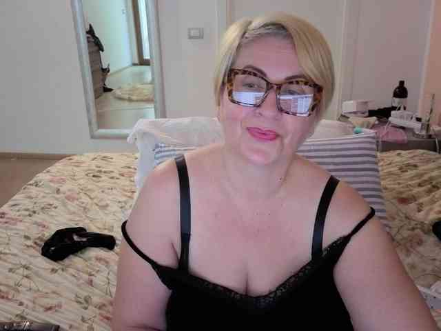 random video chat LuanaSexxxy