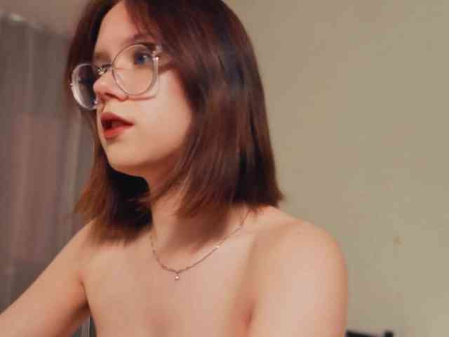 MiaLuw webcam