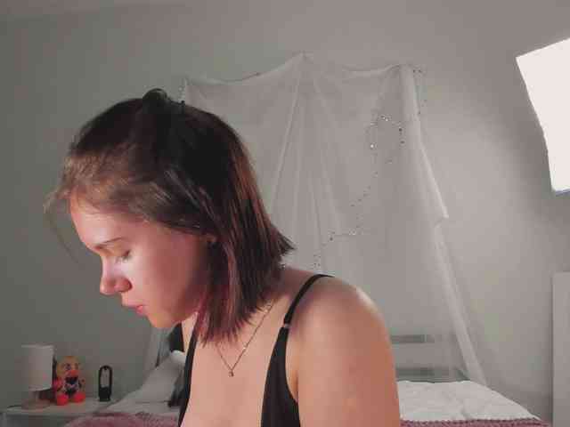 MiaLuw webcam