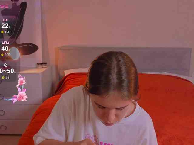 MiaLuw webcam