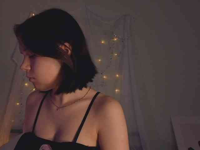 MiaLuw webcam