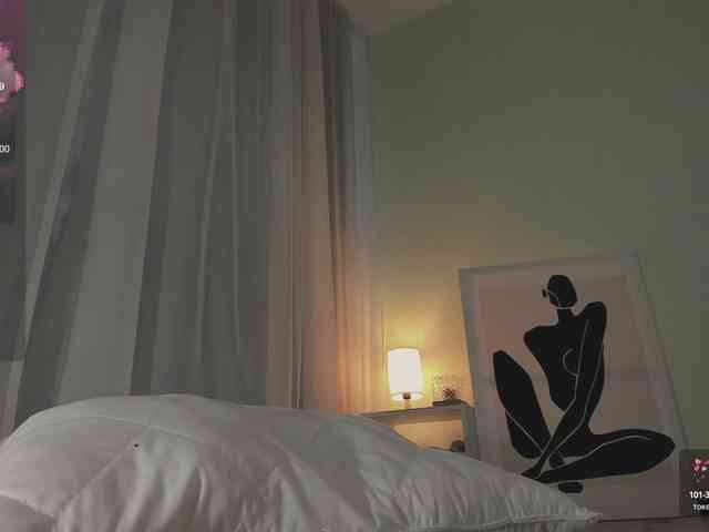 MiaLuw webcam
