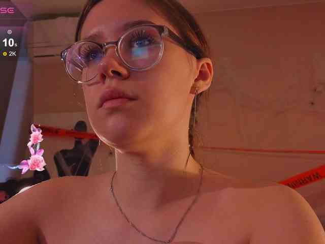 MiaLuw webcam