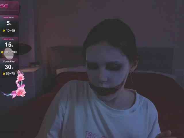 MiaLuw webcam