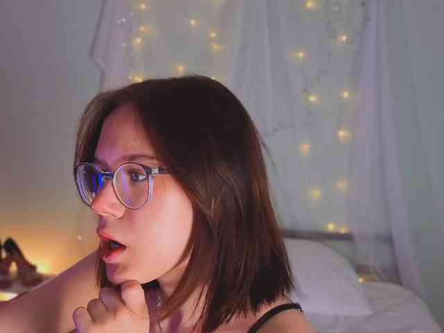 nude live cam MiaLuw