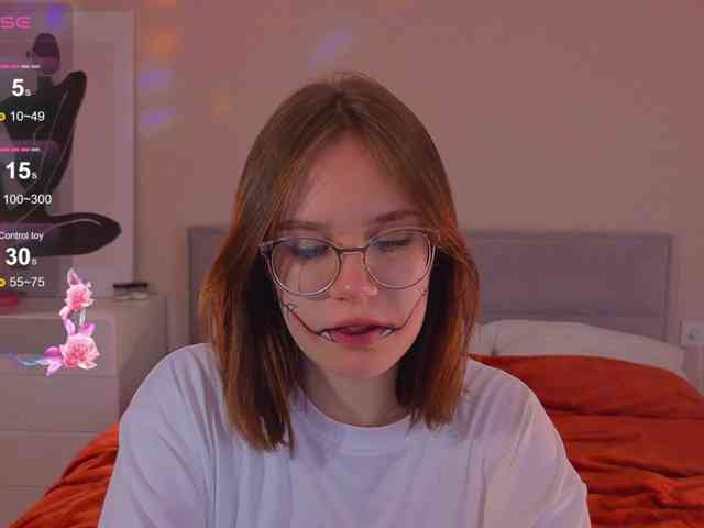 MiaLuw webcam