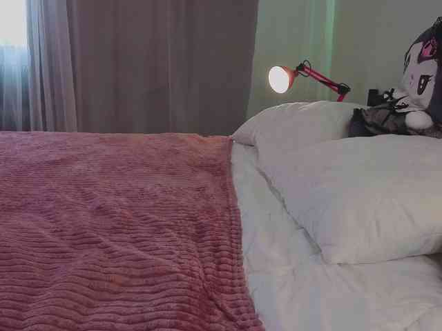 MiaLuw webcam