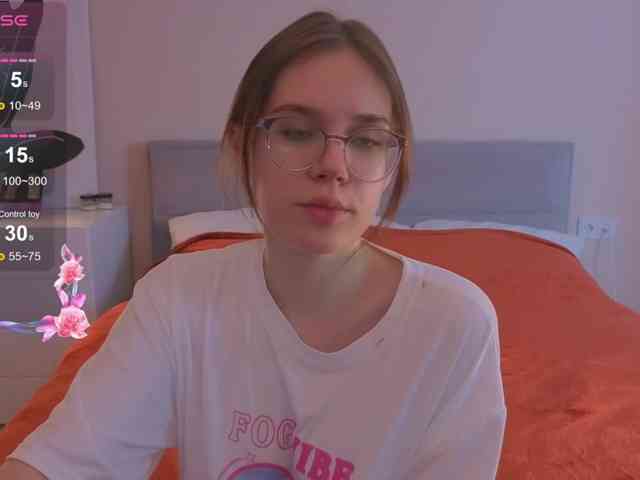 MiaLuw webcam