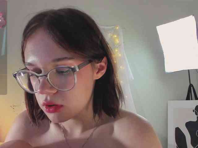 MiaLuw webcam