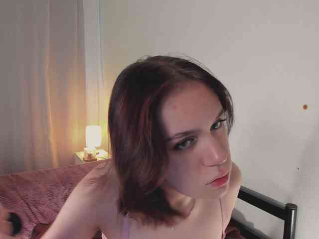 MiaLuw webcam