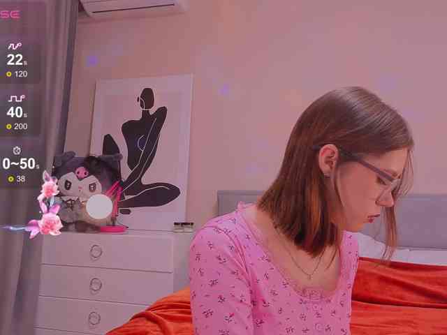 MiaLuw webcam