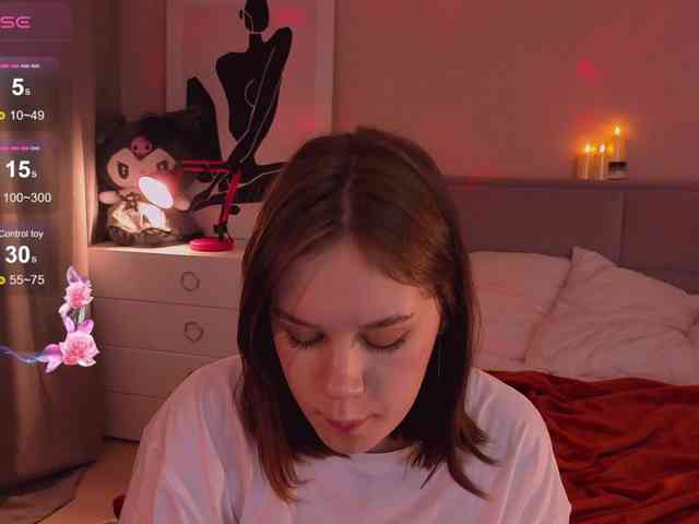 MiaLuw webcam
