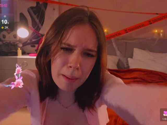 MiaLuw webcam
