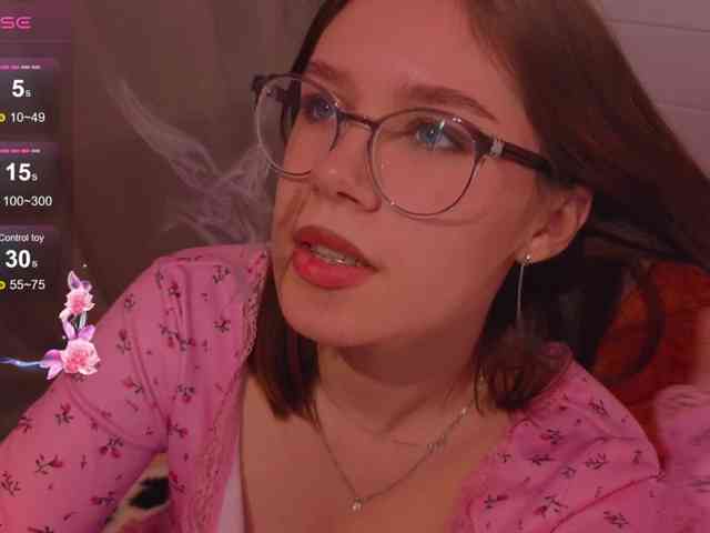 MiaLuw webcam