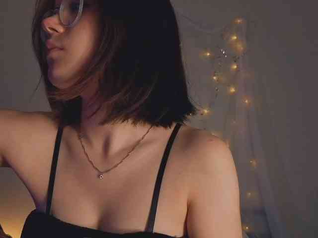 MiaLuw webcam
