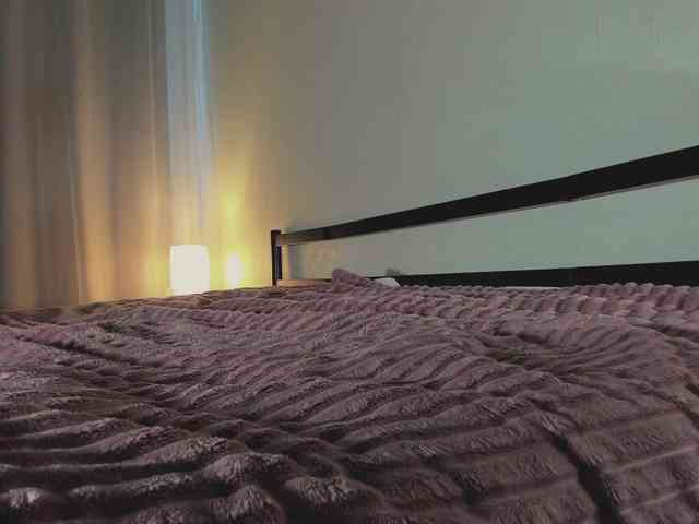 MiaLuw webcam