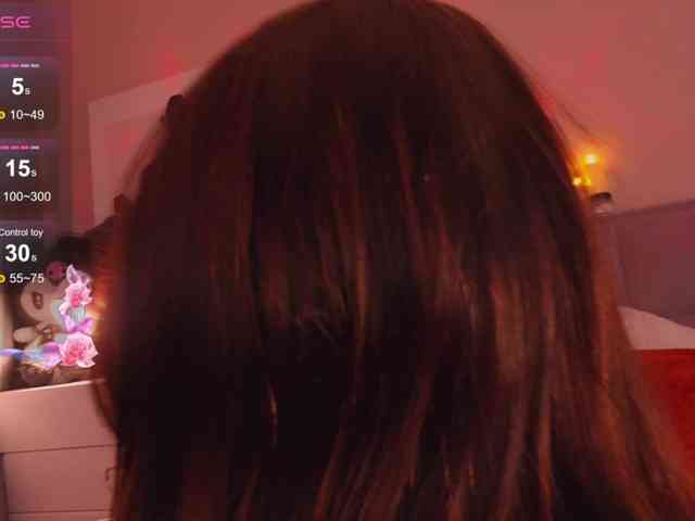 MiaLuw webcam