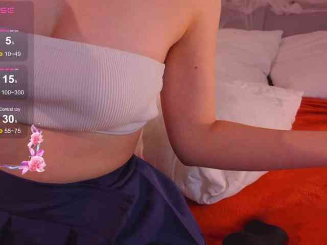 MiaLuw webcam