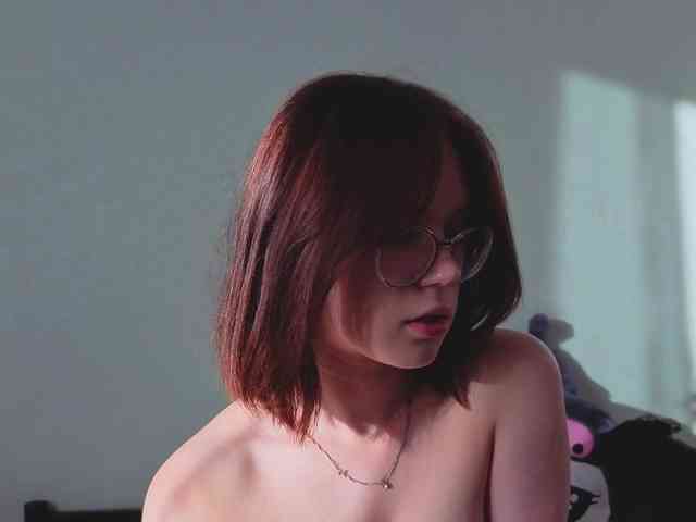 MiaLuw webcam