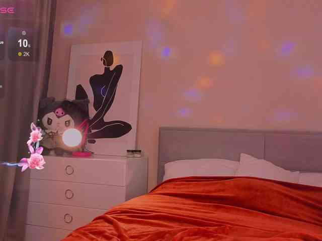 MiaLuw webcam