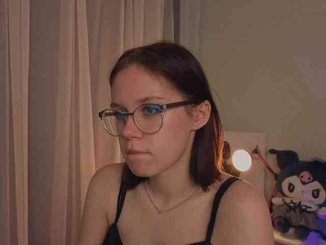 MiaLuw webcam