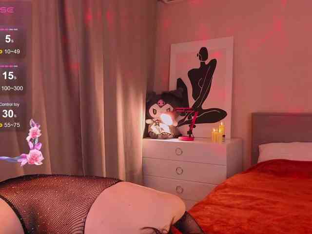 MiaLuw webcam