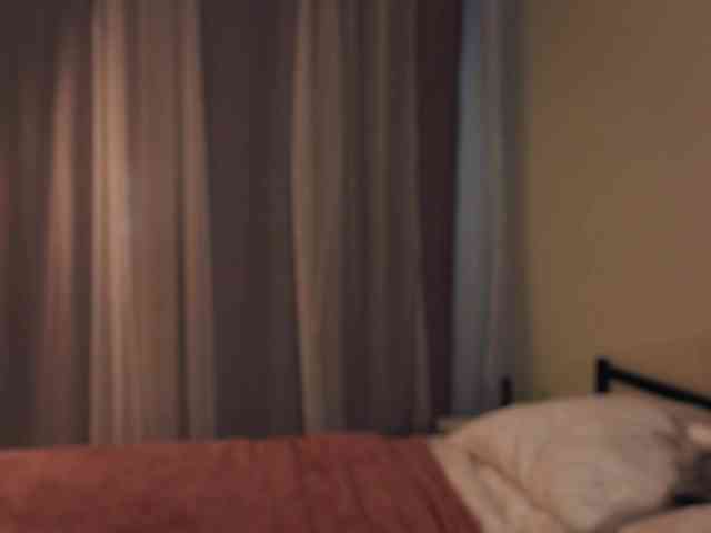 MiaLuw webcam