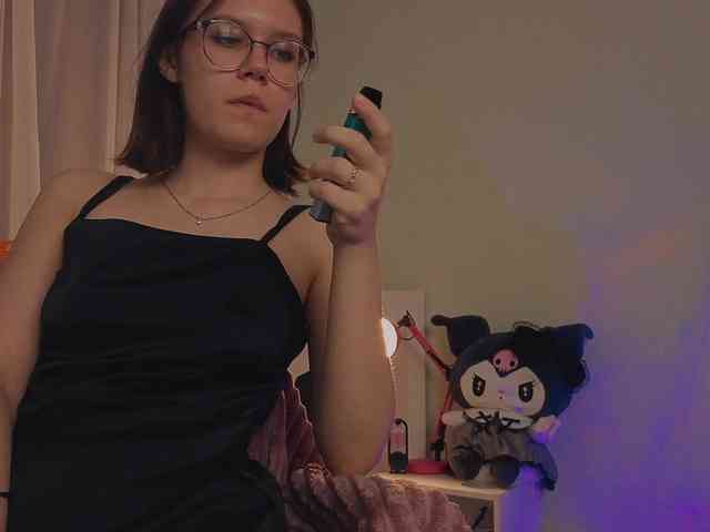 MiaLuw webcam
